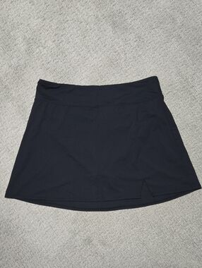 XL CRZ YOGA Black Athletic Swim Skirt with Slit